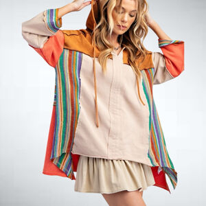 Easel Los Angeles Rainbow Crochet Hood Top in Multicolor